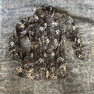 Notations Brown Button Down Shirt with Dress Shirt Collar and Fitted Style